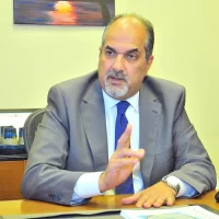 أيمن عبد الحميد نائب رئيس مجلس الإدارة والعضو المنتدب لشركة التعمير للتمويل العقارى "الأولى"