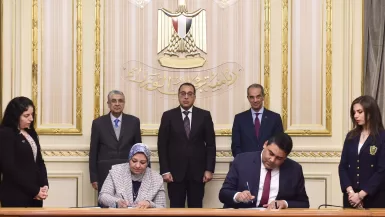 بروتوكول تعاون بين "المصرية للاتصالات" و"نقل الكهرباء" لإيجاد صيغة للتعاون التقني المشترك